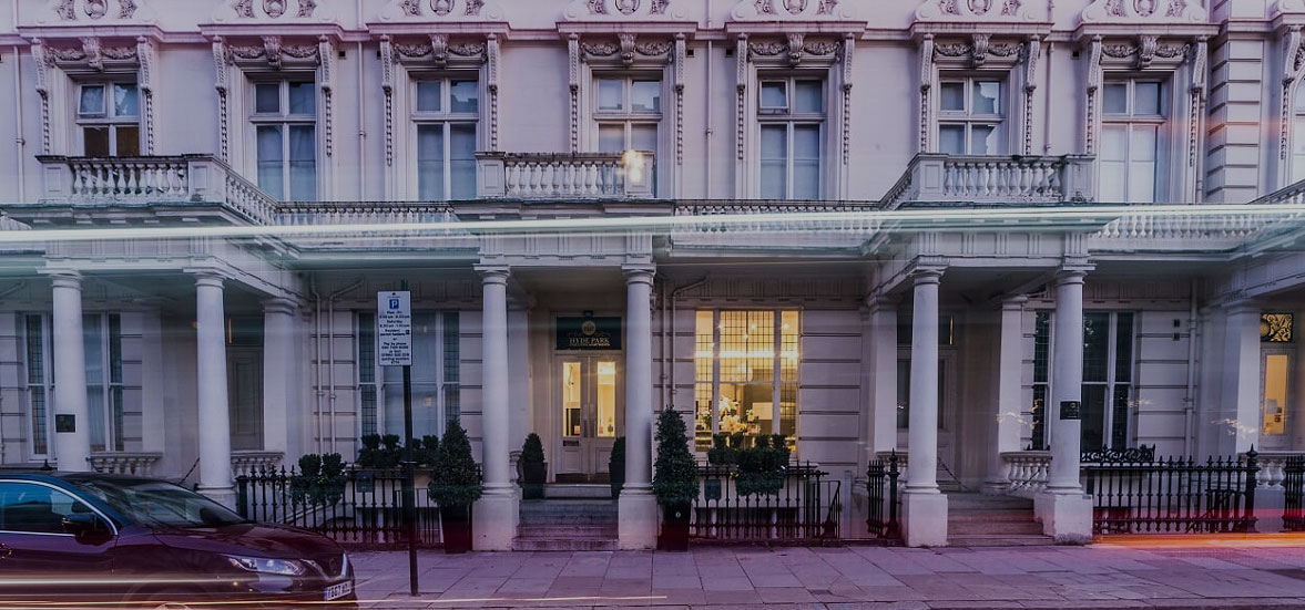 Hyde Park Executive Apartments Entrance